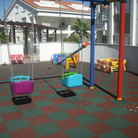 In - Mirage C1 - Beautiful Ground Floor In * Σιντέ